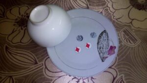 Cách Chơi Xóc Đĩa Ngoài Đời Thật Dễ Thắng Với Các Mẹo Hay